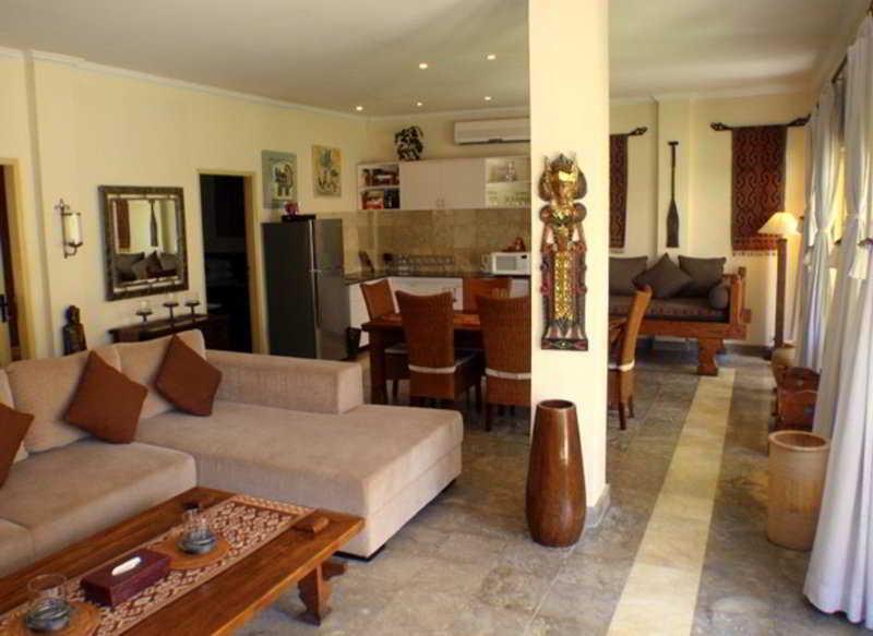 Bali Court Hotel & Apartment Legian  Exterior photo